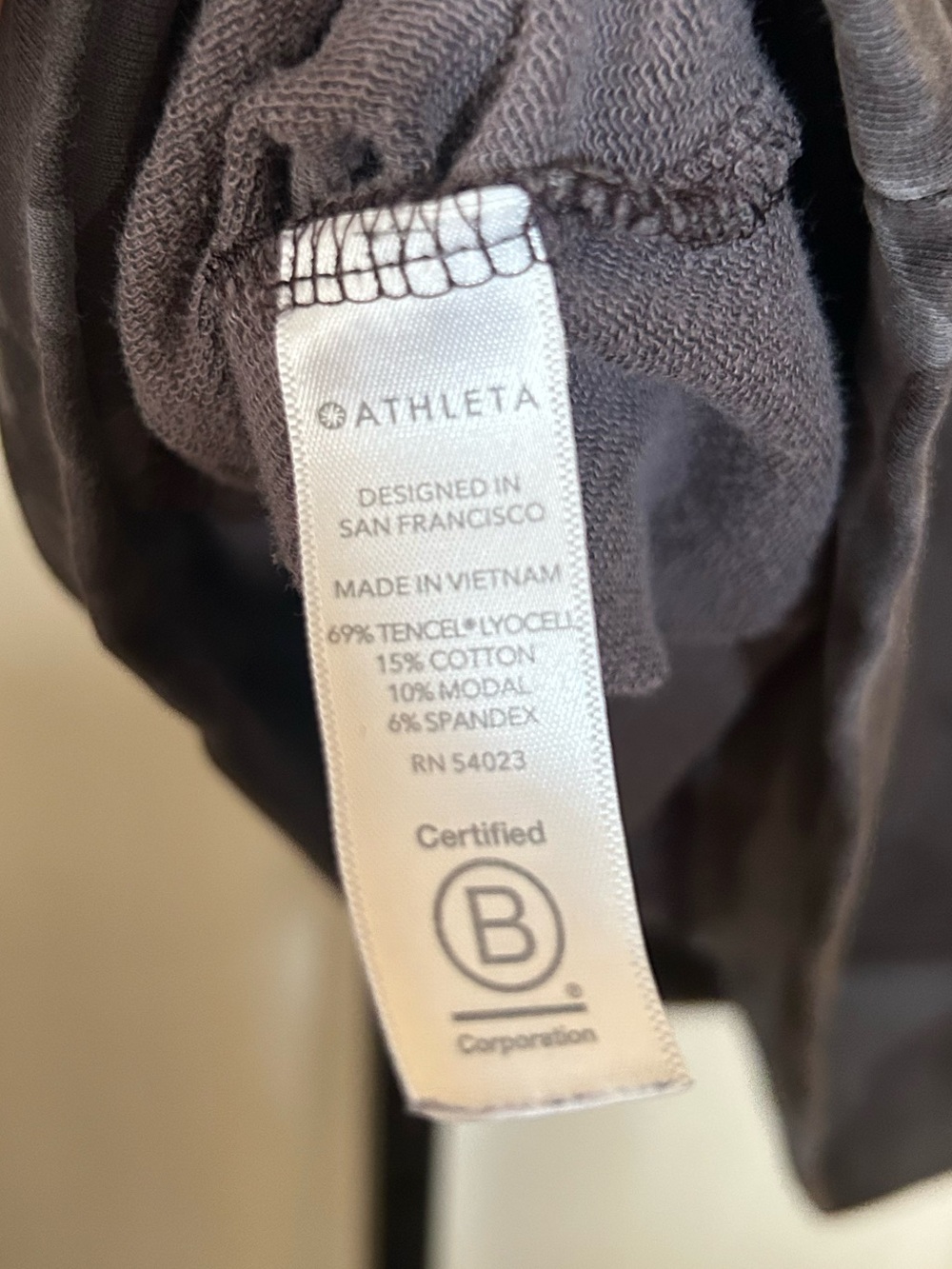 Athleta Studio to Street Sweatshirt Gray Camo Crewneck Athleisure Lounge Small - Picture 8 of 8